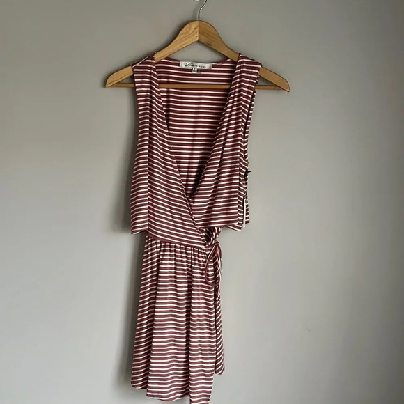NWT Lovers + Friends Coco Red Striped Wrap Dress Draped Overlay - Picture 2 of 8